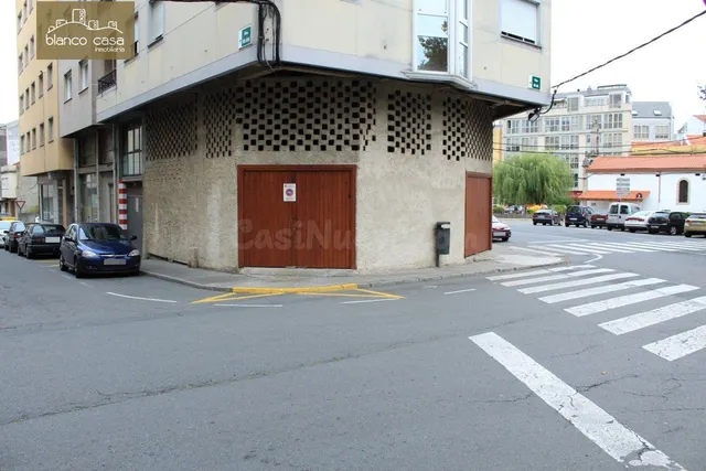 Local haciendo esquina de 100m2 en Avenida Milagrosa - foto 4