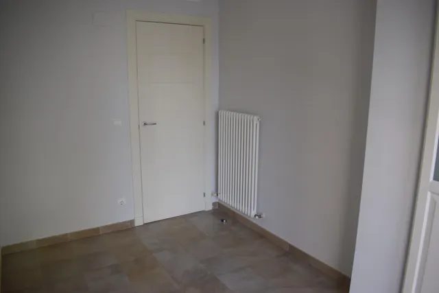 VENTA VIVIENDA CON INQUILINO NO SE PUEDE PASAR VISITAS — 13