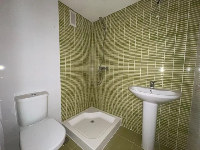 Se vende apartamento con vistas magnificas al mar nuevo a estrenar en Benidorm — 8