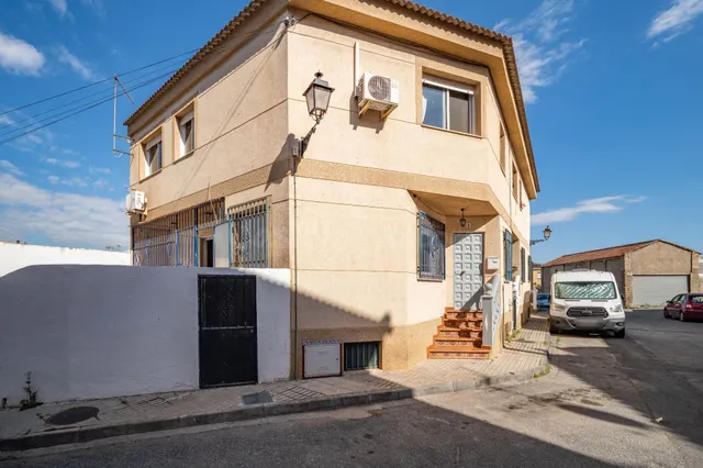 Amplia Casa en Gabia Chica — 4