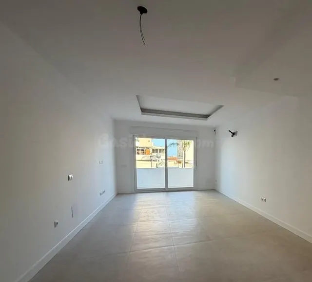 Piso en venta en Avenida Carlota Alessandri — 2