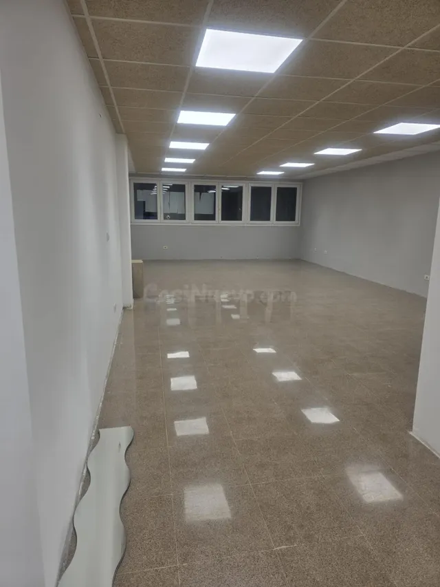 OFICINA ACONDICIONADA CENTRICA - foto 2