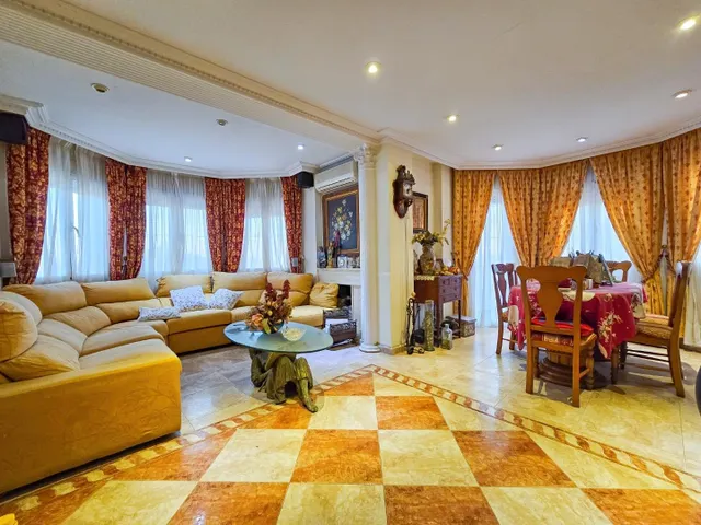 ¡Descubre la Exclusividad y el Lujo Mediterráneo en Esta Impresionante Villa en Esquina - Torrevieja — 47