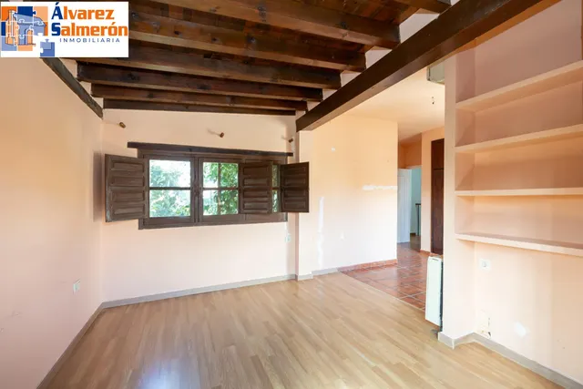 Preciosa casa en Ogíjares con piscina y jardín — 29