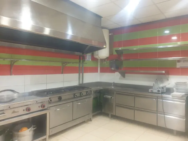 Local / Salón de fiestas en ZONA TURISTICA - — 18