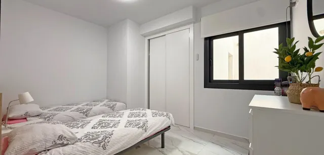 Apartamento 2 habitaciones 72m² en venta - PAU 8 — 16