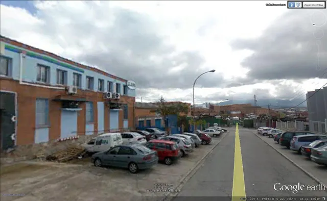 VENTA.-.NAVES.-.POLIGONO DEL CERRO - foto 2