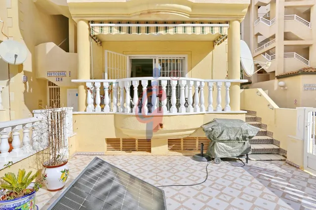 ¡Apartamento en planta baja con gran terraza en Guardamar de - foto 5
