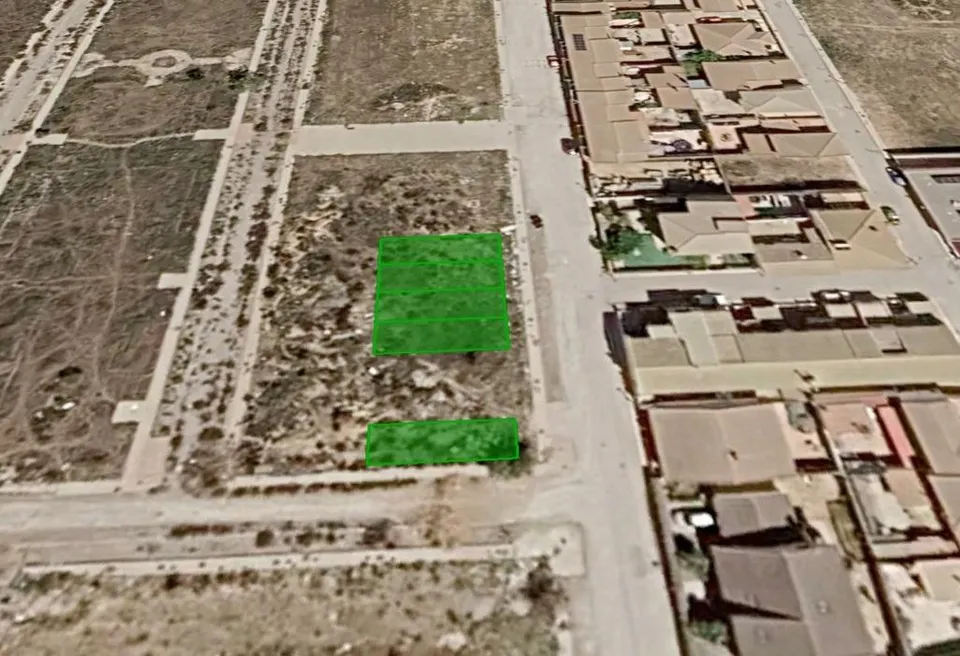 Venta de suelo urbano no consolidado en Iznalloz - Granada