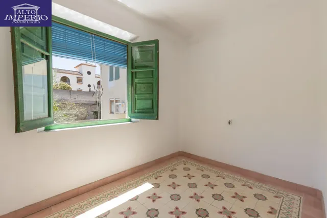 Casa con gran solar — 36