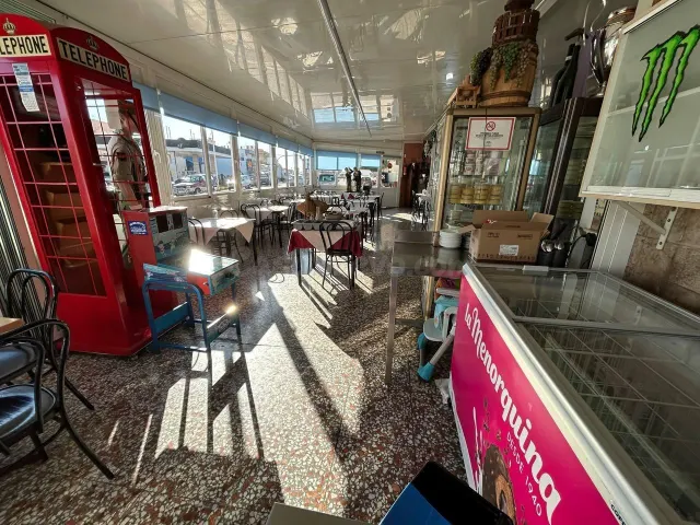 Restaurante emblemático con gran solera y clientela fideliza - foto 3