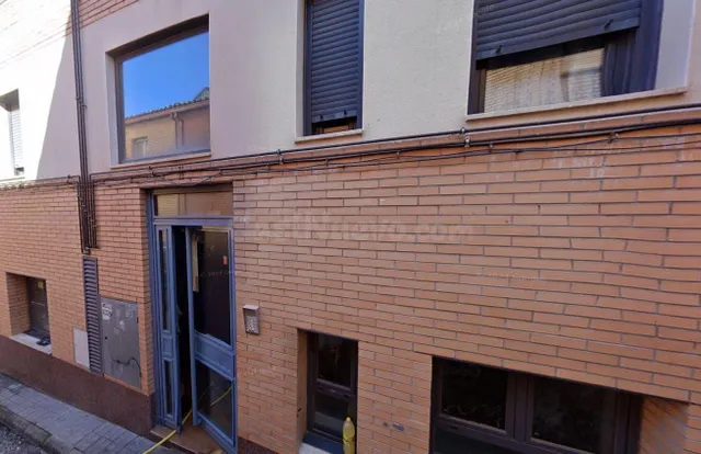Se vende Piso+Dúplex OKUPADO en Calle N S NIEVES 11 Toledo, 