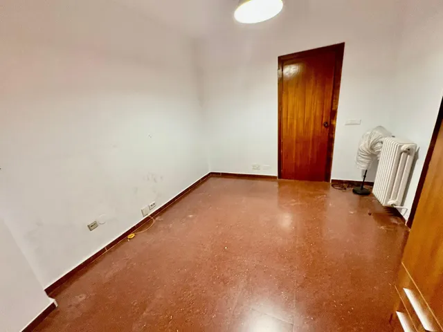 PISO DE GRANDES DIMENSIONES — 20