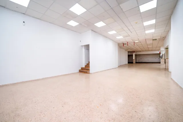 Local comercial en venta — 3