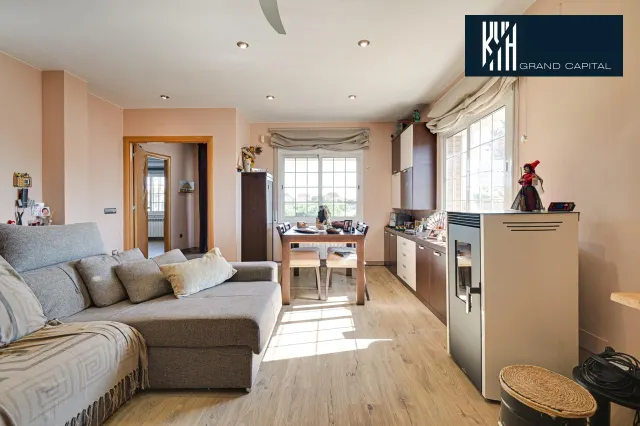 CASA EN SILS — 11
