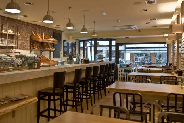 NEGOCIO CAFETERÍA EN LANJARÓN — 8