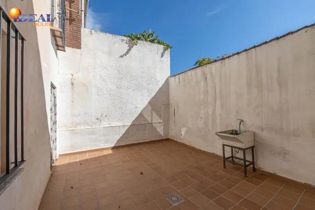 Encantadora casa en El Fargue, Granada. — 24