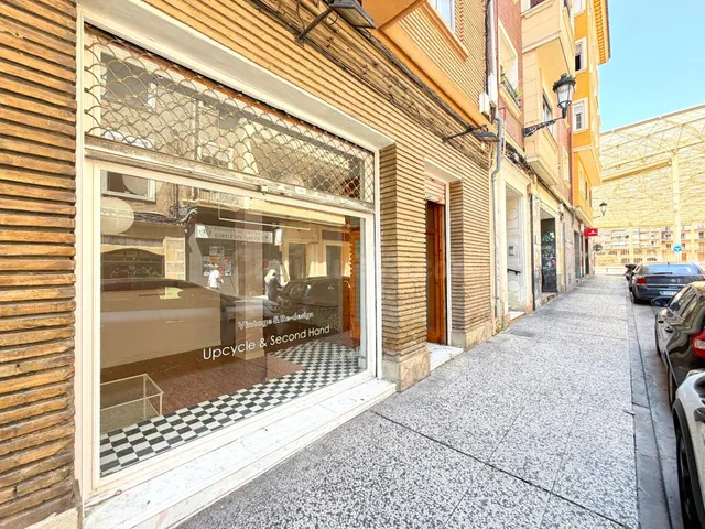 SE VENDE LOCAL DE DOS PLANTAS EN PLENO CENTRO DE ZARAGOZA - foto 3