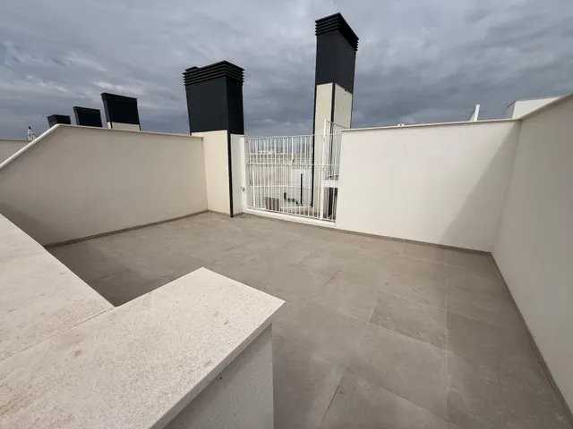 Luminoso apartamento semi-nuevo con terraza, piscina y parking — 31