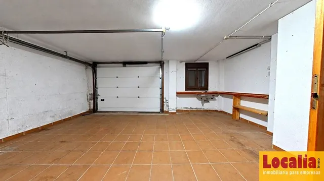 CHALET: AMPLITUD, LUZ Y CARÁCTER JUNTO A LA COSTA CÁNTABRA - foto 4