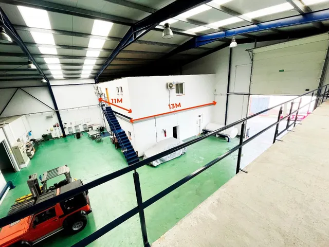 SE VENDE  Nave Industrial en Dúrcal con Instalaciones Completas y Cámara Frigorífica — 33