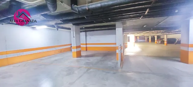 Apartamento amueblado en zona Campus de la Salud, urbanización privada — 25