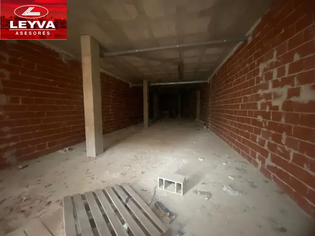 LOCAL COMERCIAL EN VENTA — 22
