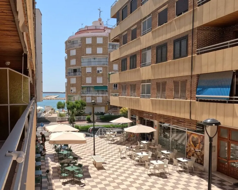Apartamento completamente reformado con vistas al mar - playa El Acequión
