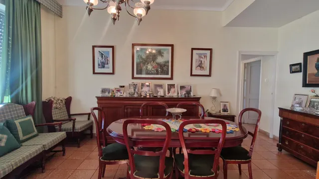 Amplio piso de 4 dormitorios en Pio XII - Zona Centro — 23