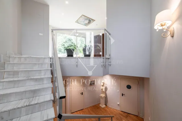 Villa bifamiliar en Paseo Oriamendi - B — 47