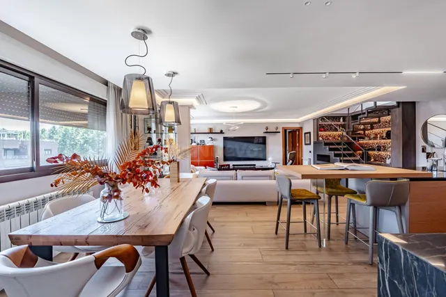 Excepcional ático dúplex de lujo con gran terraza en urbaniz