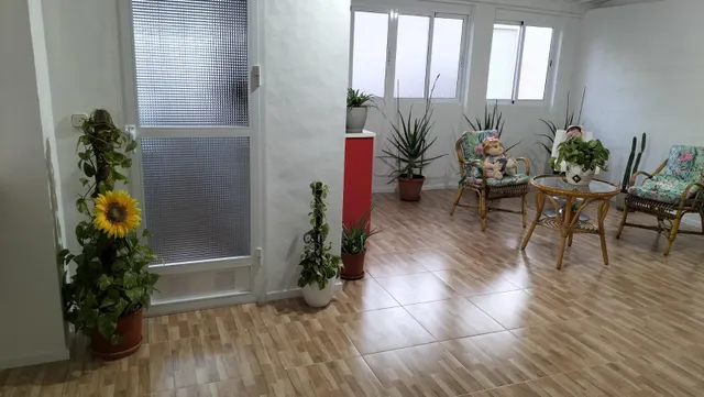 ESPECTACULAR CASA EN ESQUINA EN LA ZUBIA — 7