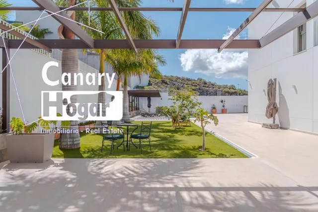 VILLA DE LUJO MUY ESPACIOSA DE 5 DORMITORIOS EN VENTA EN ROQ - foto 5
