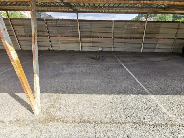 PLAZA DE PARKING - foto 2