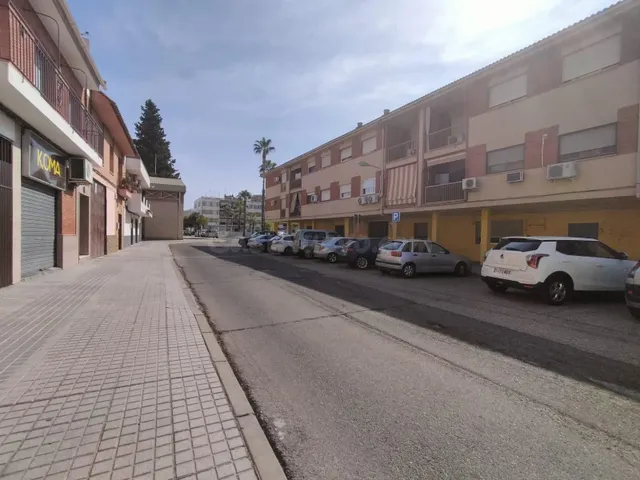 Piso sin posesión en Alcolea (Córdoba) - foto 4