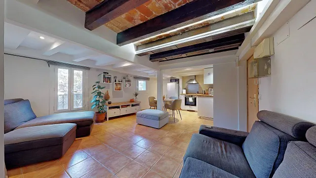 REFORMADO CON ENCANTO EN RAMBLA DEL POBLENOU – 6ª PLANTA SIN ASCENSOR — 18