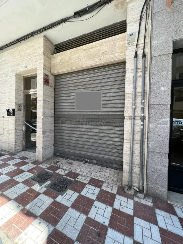 LOCAL COMERCIAL A LA VENTA EN MOTRIL - foto 2