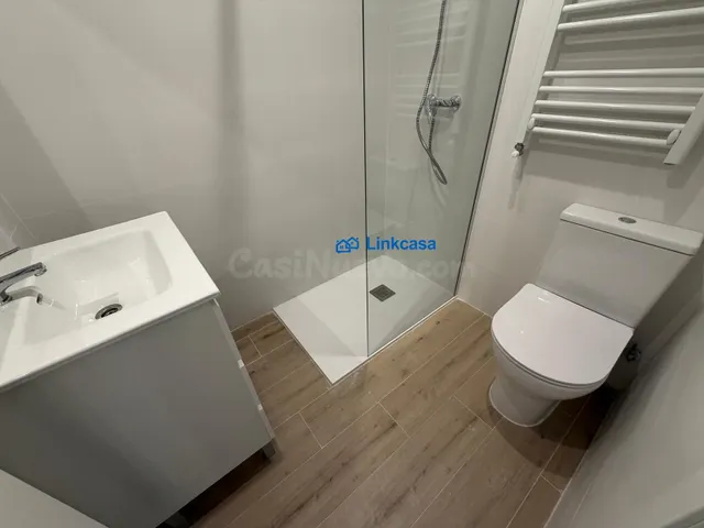 PISO DE TRES DORMITORIOS CON PATIO EN USERA (ALMENDRALES)-RE - foto 5