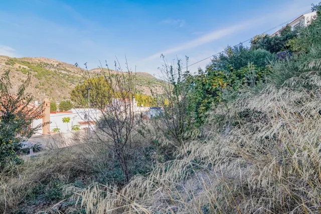 Oportunidad Única: Terreno Urbano en Vélez de Benaudalla - Costa Tropical — 9