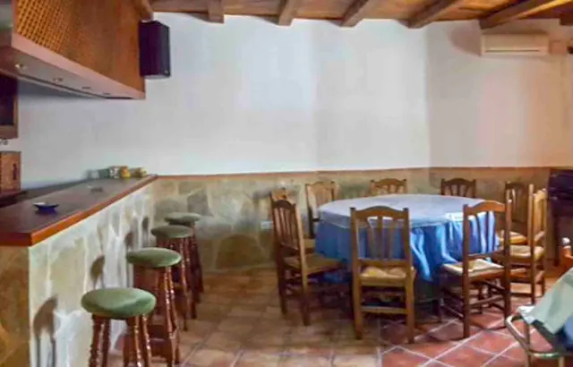 CASA EN ALDEACENTENERA + PARCELA — 12