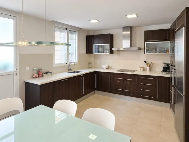 Ref- 08700 Salico presenta Adosado de 4 dormitorios con 80 m2 de terrazas y garaje en  Almazora centro — 13