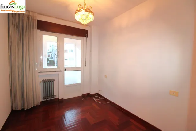 PISO DE 4 DORMITORIOS CERCA DEL CENTRO — 31