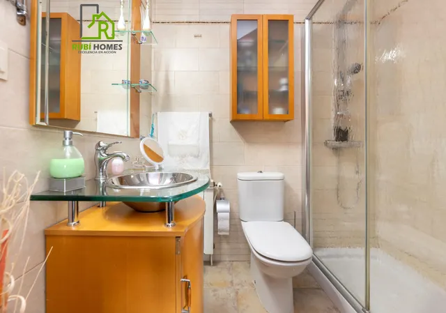 Espectacular chalet independiente con piscina en Alfacar — 26
