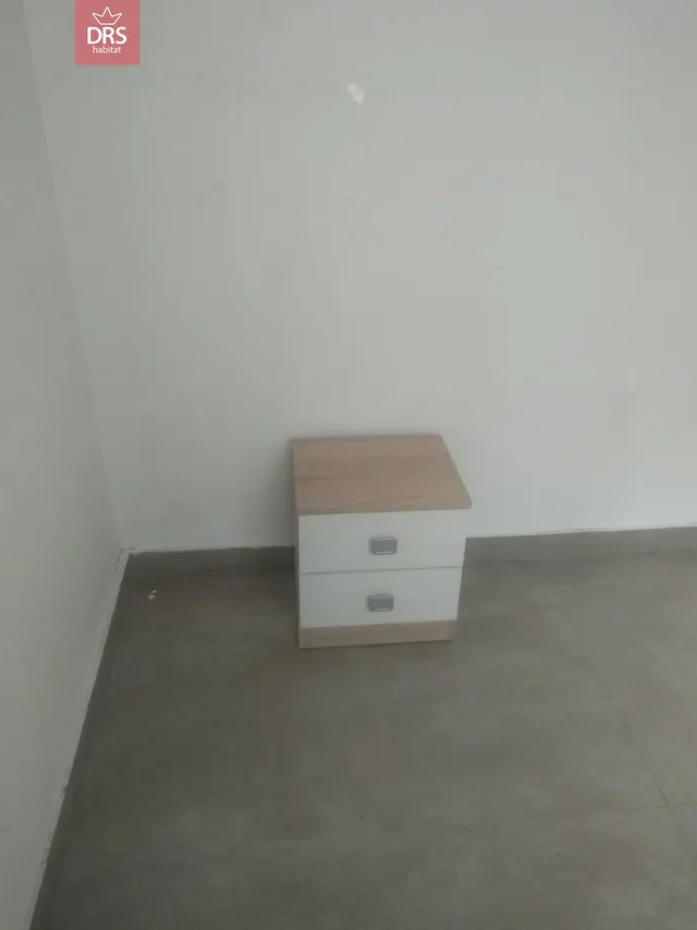 PISO EN PLENO CENTRO, CL MARTINEZ VILLENA AL LADO DEL ALTOZANO — 30