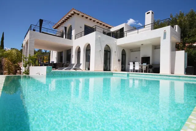 VILLA DE LUJO EN ALTEA HILLS EN ALQUILER