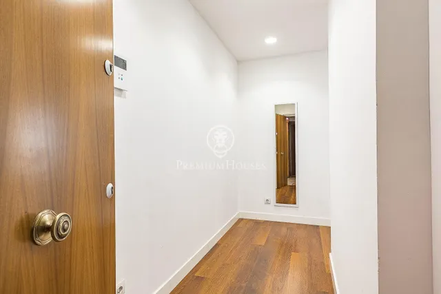 Piso en Venta Zona Francesc Macià — 32