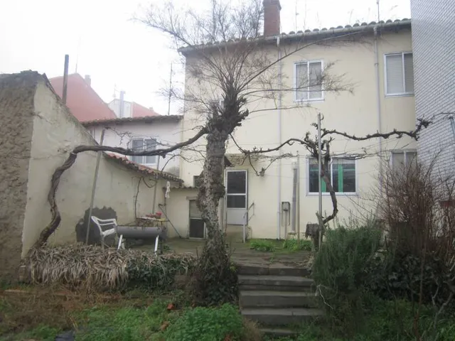 SE VENDE CASA EN EL CENTRO DE VALENCIA DE DON JUAN - foto 3