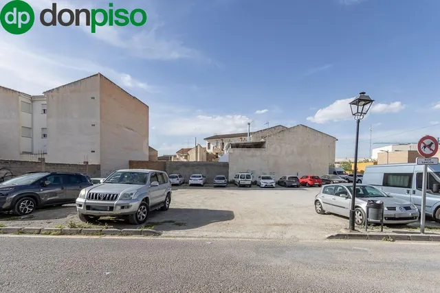 ¡Oportunidad única! Solar en venta en Churriana de la Vega - foto 2