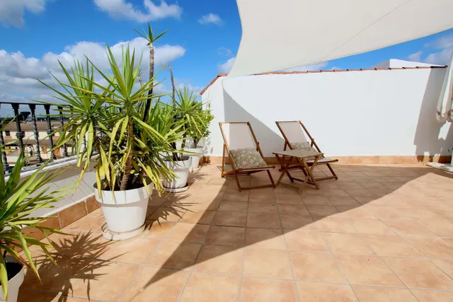 Fantástico piso tipo dúplex con gran terraza, ascensor, garaje y trastero — 6