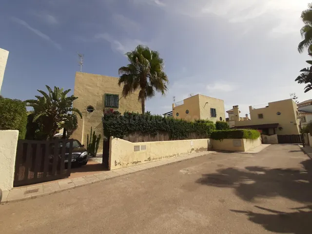 Villa de 4 habitaciones con piscina privada en Vera Playa a  - foto 5